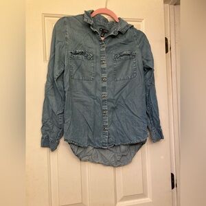 Gap brand, size small, boyfriend fit, Denim Button-Up Shirt, soft and comfy